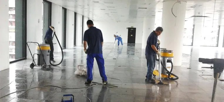 Servicio de primera limpieza y limpieza de fin de obra en Madrid